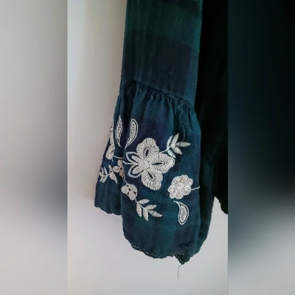 Altered States Women's Blue Plaid Lace Top With Embroideres Bell Sleeves. Medium - Picture 2 of 9